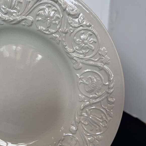 Wedgwood Patrician Plate Made in England Vintage 1950s - Picture 2 of 6